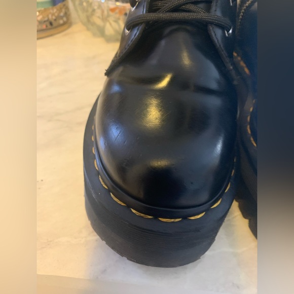 Dr Martens Hello Kitty size 7 - Picture 4 of 11